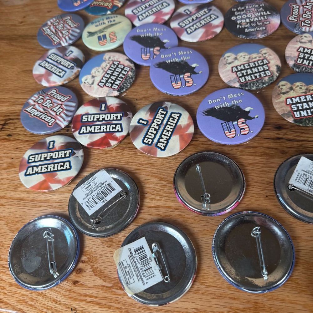Bulk Lot 100 Patriotic Pinback Buttons USA Flag Eagle Mount Rushmore 2.25 inch - Picture 7 of 9